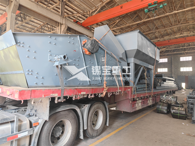 瀝青銑刨料料破碎設備裝車發(fā)貨 瀝青銑刨料料破碎設備裝車發(fā)貨